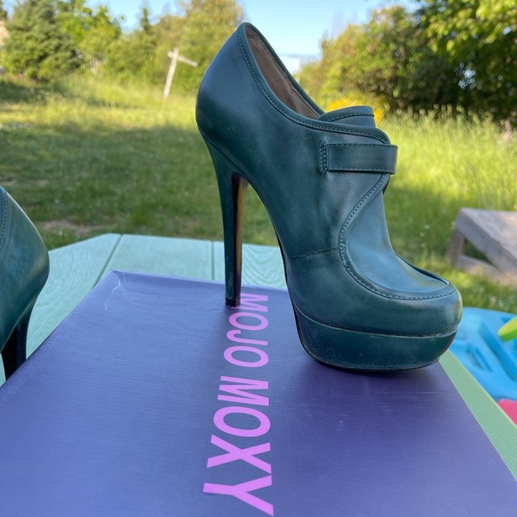 Mojo Moxy 5 inch high heels sz8 - Picture 6 of 10